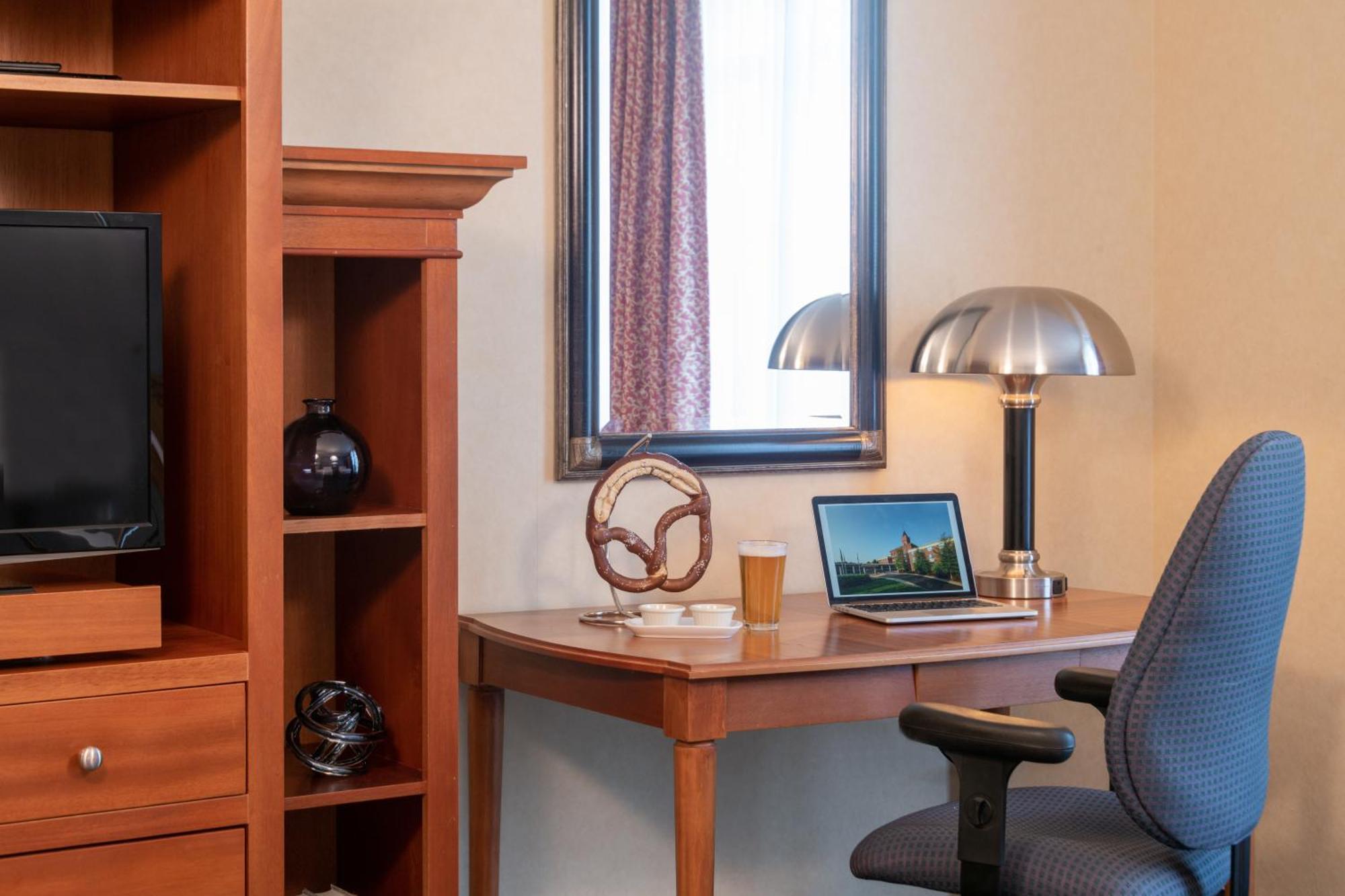 Wellsworth Hotel Southbridge Экстерьер фото