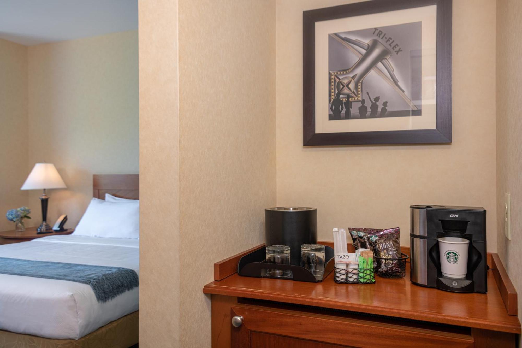 Wellsworth Hotel Southbridge Экстерьер фото